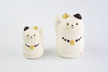画像をギャラリービューアに読み込む, 石川紙業株式会社|和紙貼り陶器 美濃まねき 三毛猫 たて