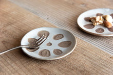 画像をギャラリービューアに読み込む, 圭秀窯|豆皿 れんこん