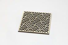 画像をギャラリービューアに読み込む, kicoru|縁起柄コースター 紗綾形